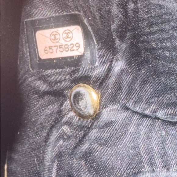 Chanel Compact Leather Wallet - Picture 11 of 13